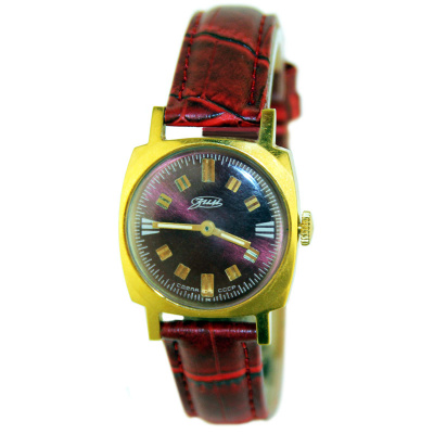 Часы "ЗиМ" СССР в позолоченном антимагнитном корпусе Часы "ЗиМ" СССР в позолоченном антимагнитном корпусе